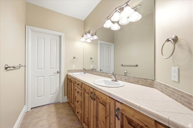 1733 E CRIMSON OAK DR, Draper, UT 84020