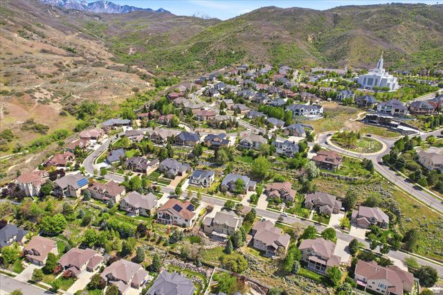 1733 E CRIMSON OAK DR, Draper, UT 84020