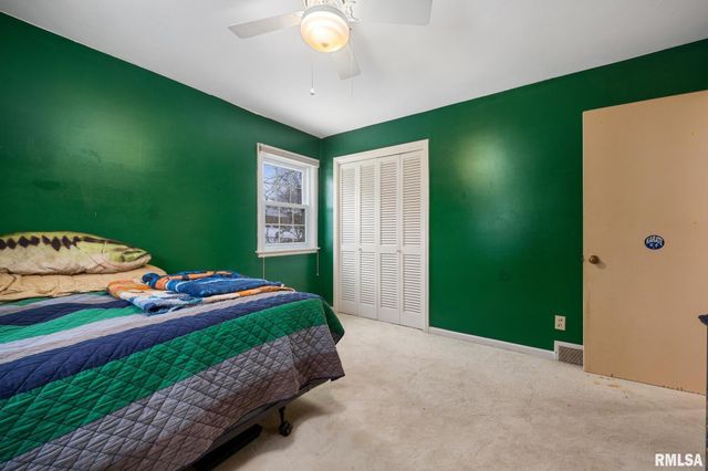 2926 W PARKWOOD Drive, Peoria, IL 61614