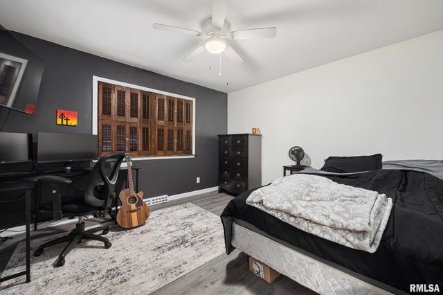 2926 W PARKWOOD Drive, Peoria, IL 61614