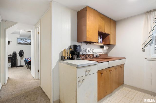 2926 W PARKWOOD Drive, Peoria, IL 61614