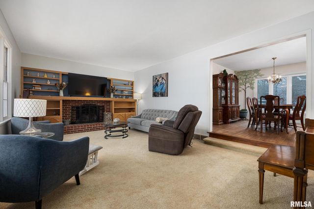 2926 W PARKWOOD Drive, Peoria, IL 61614