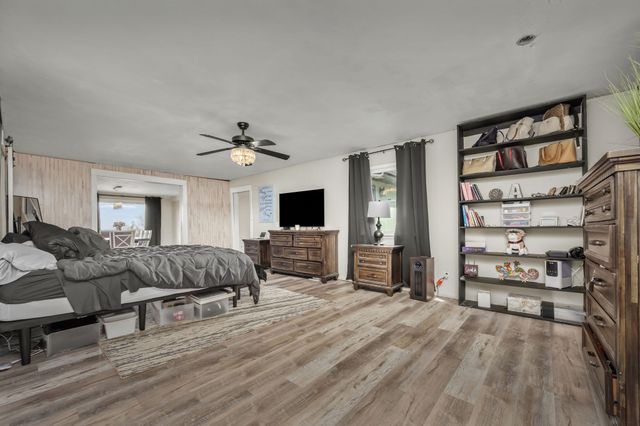 305 Ridgewood Dr, Shelbyville, TN 37160