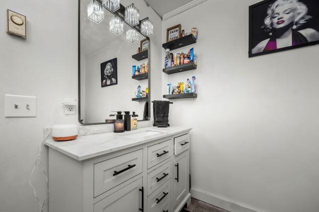 305 Ridgewood Dr, Shelbyville, TN 37160