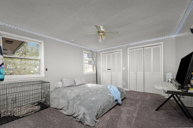 305 Ridgewood Dr, Shelbyville, TN 37160