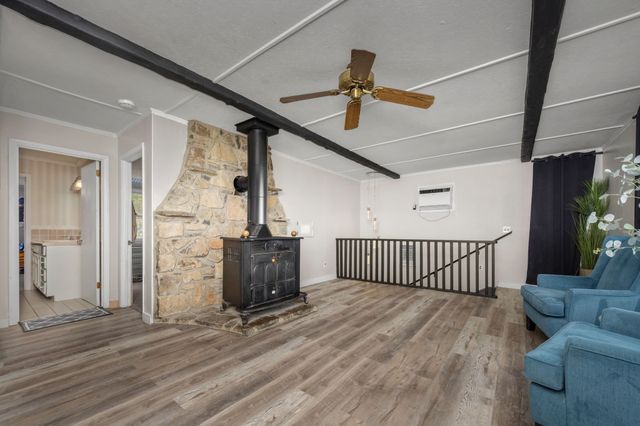 305 Ridgewood Dr, Shelbyville, TN 37160