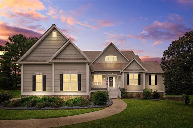 120 Ridge Run, Tyrone, GA 30290