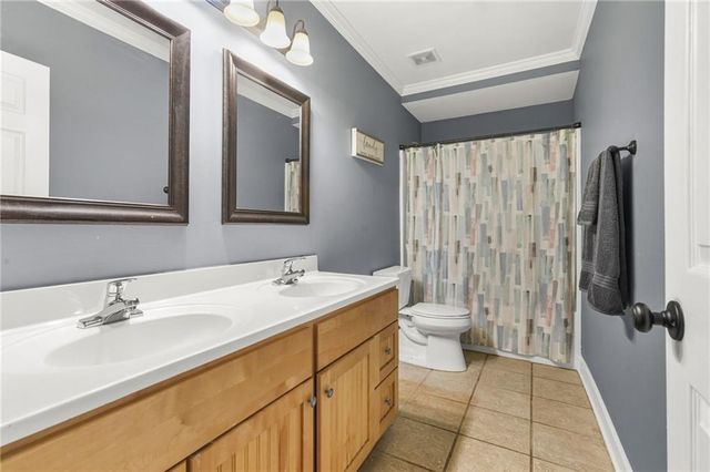 120 Ridge Run, Tyrone, GA 30290