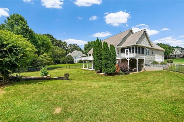 120 Ridge Run, Tyrone, GA 30290