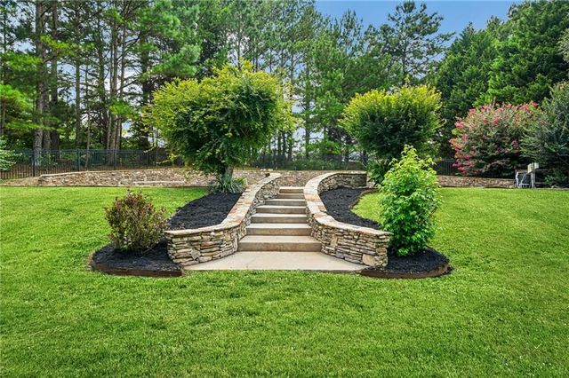 120 Ridge Run, Tyrone, GA 30290