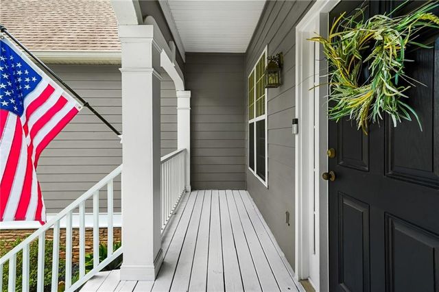 120 Ridge Run, Tyrone, GA 30290