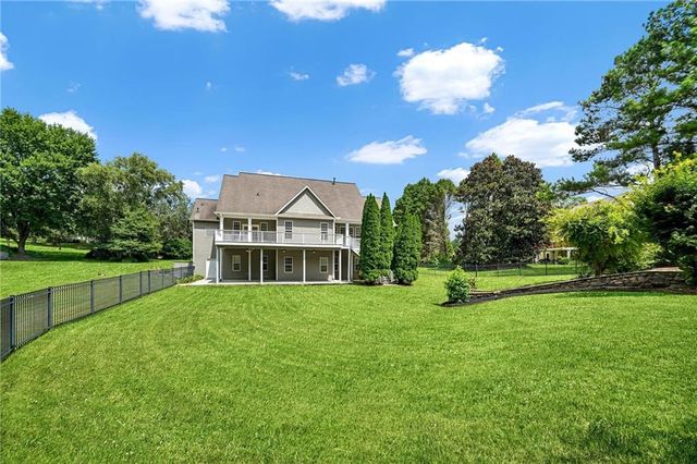 120 Ridge Run, Tyrone, GA 30290