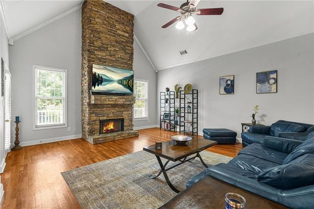 120 Ridge Run, Tyrone, GA 30290
