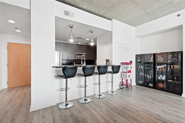 250 Pharr Road NE 1005, Atlanta, GA 30305