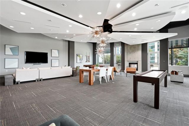 250 Pharr Road NE 1005, Atlanta, GA 30305
