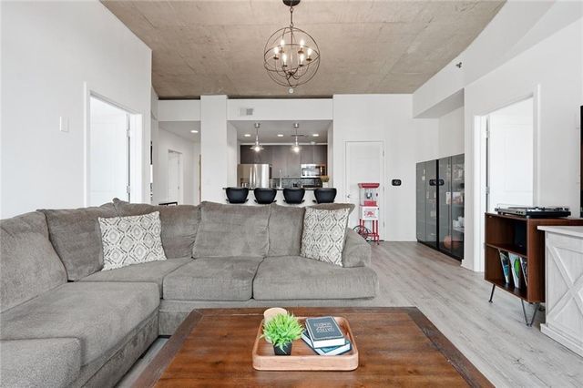 250 Pharr Road NE 1005, Atlanta, GA 30305