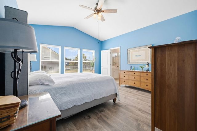 213 Sherwood Dr., Murrells Inlet, SC 29576