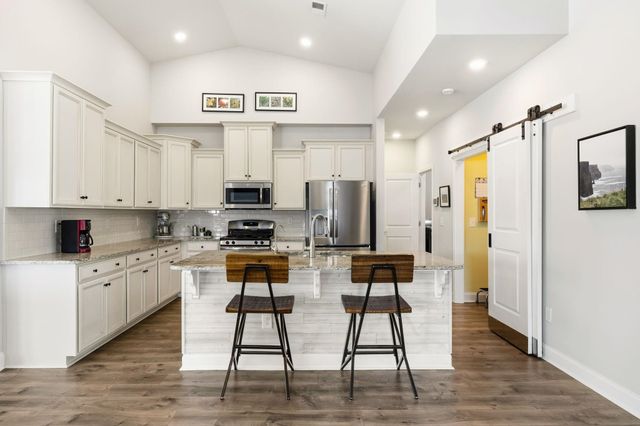 213 Sherwood Dr., Murrells Inlet, SC 29576