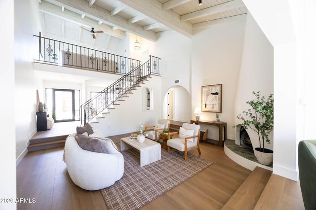 77 E Missouri Avenue 64, Phoenix, AZ 85012