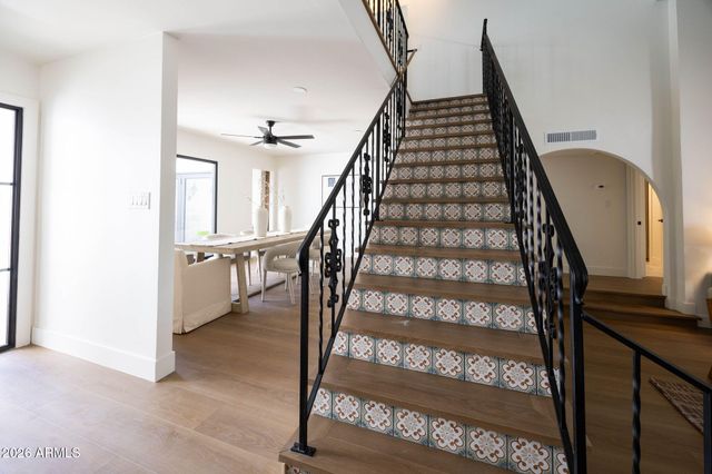 77 E Missouri Avenue 64, Phoenix, AZ 85012