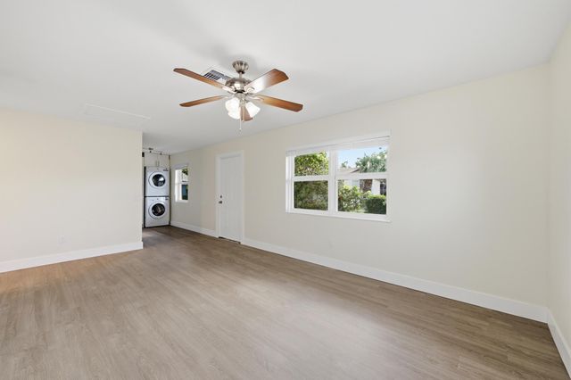 351 Wickline Boulevard, Lantana, FL 33462