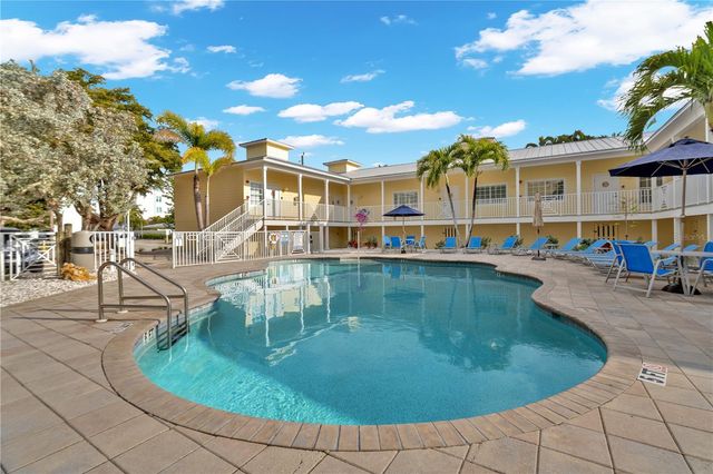 1054 SUN N SEA DRIVE 106, Sarasota, FL 34242