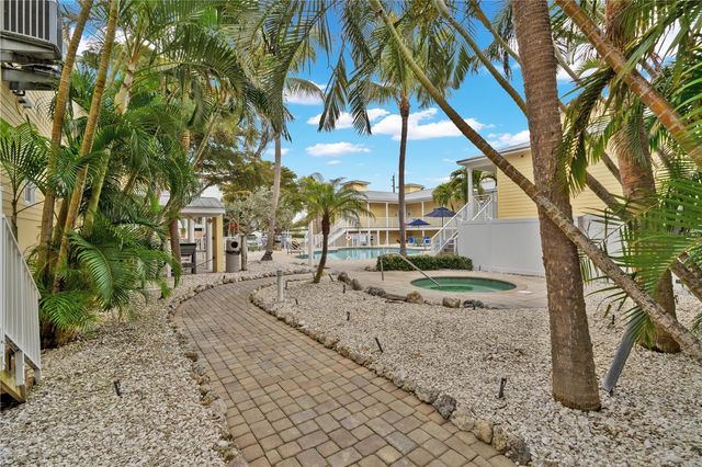 1054 SUN N SEA DRIVE 106, Sarasota, FL 34242