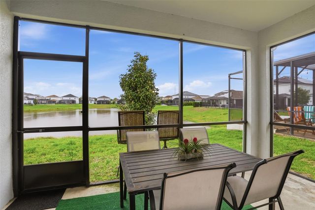 2154 CAMDEN LOOP, Davenport, FL 33837