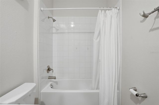 2154 CAMDEN LOOP, Davenport, FL 33837