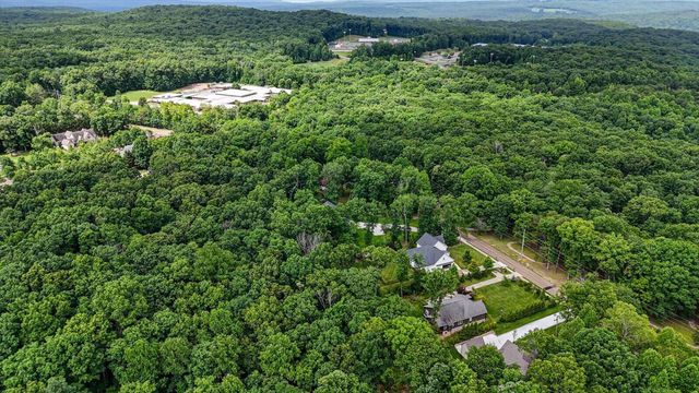4534 Shackleford Rdg Road 3, Signal Mountain, TN 37377