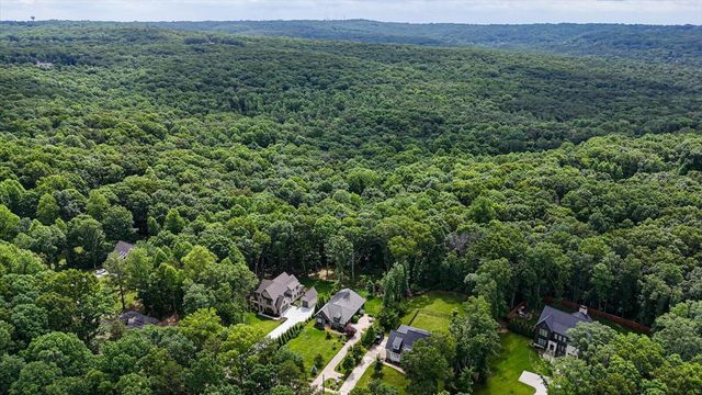 4534 Shackleford Rdg Road 3, Signal Mountain, TN 37377