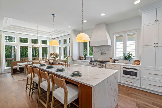 4534 Shackleford Rdg Road 3, Signal Mountain, TN 37377