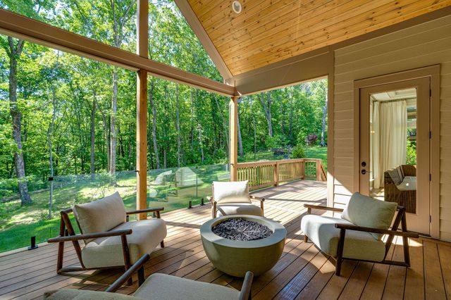 4534 Shackleford Rdg Road 3, Signal Mountain, TN 37377