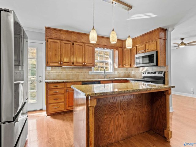 18518 Camellia Way, Elkmont, AL 35620