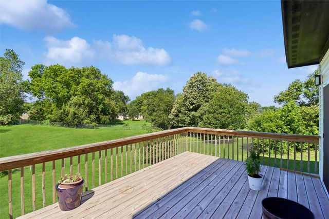 1010 Frederick Avenue, Des Moines, IA 50315