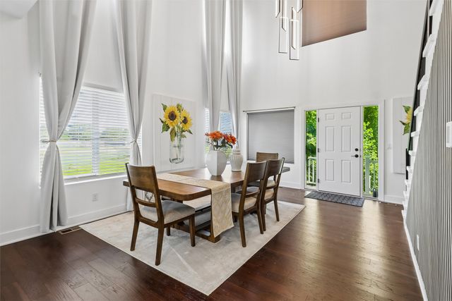 1010 Frederick Avenue, Des Moines, IA 50315