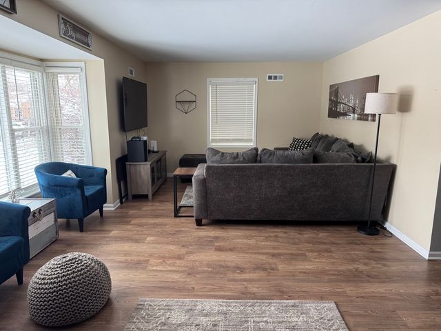 2524 W 109th Place, Chicago, IL 60655