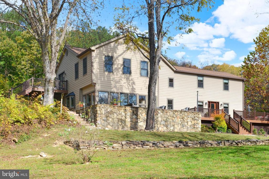 7144 IRA SEARS RD, Adamstown, MD 21710