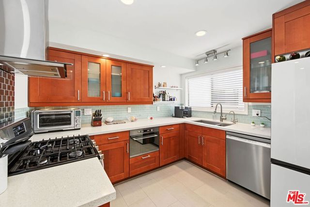 954 20th Street B, Santa Monica, CA 90403