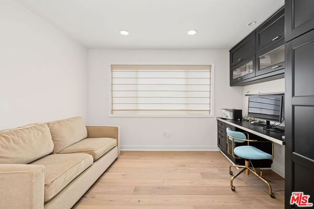954 20th Street B, Santa Monica, CA 90403