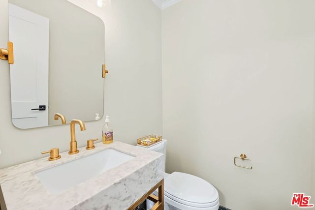 954 20th Street B, Santa Monica, CA 90403