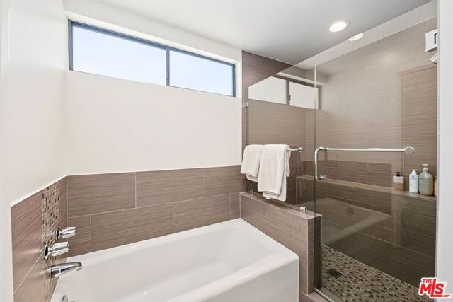 954 20th Street B, Santa Monica, CA 90403