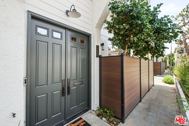 954 20th Street B, Santa Monica, CA 90403