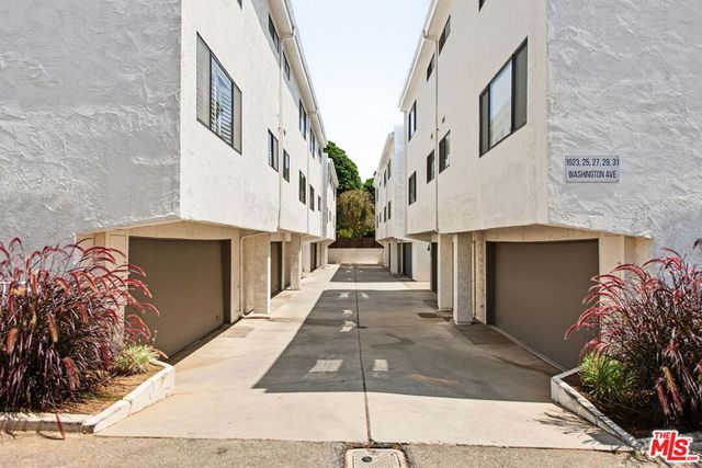 954 20th Street B, Santa Monica, CA 90403