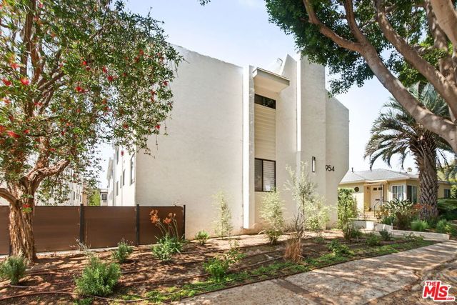 954 20th Street B, Santa Monica, CA 90403