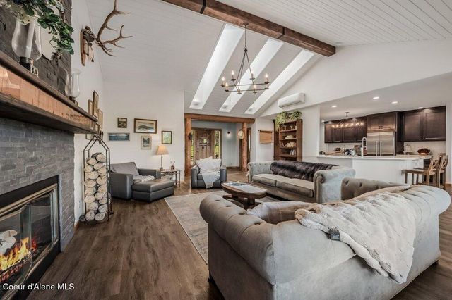 2875 Gold Creek RD, Sandpoint, ID 83864