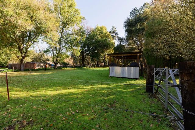 515 Lockhart Gulch Road, Scotts Valley, CA 95066