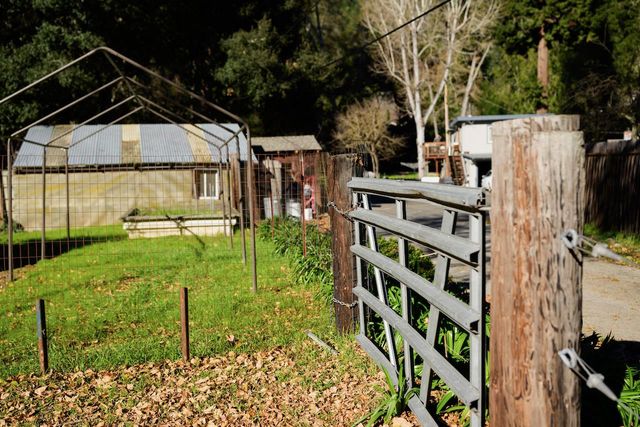 515 Lockhart Gulch Road, Scotts Valley, CA 95066