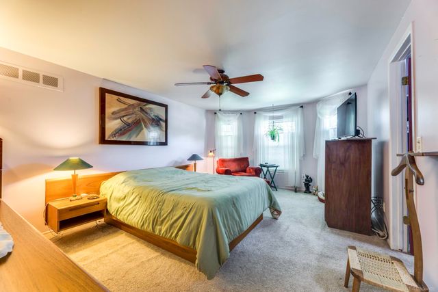 1832 Burning Bush Court, Rochester Hills, MI 48309