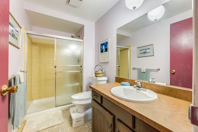 1832 Burning Bush Court, Rochester Hills, MI 48309